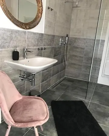 Romantica Apartment